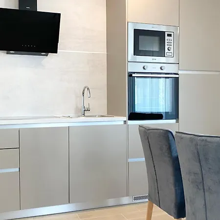 Lägenhet Malina By El-pi Tours *