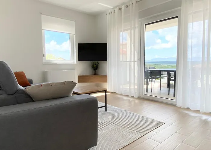 Malina By El-pi Tours Apartmán *