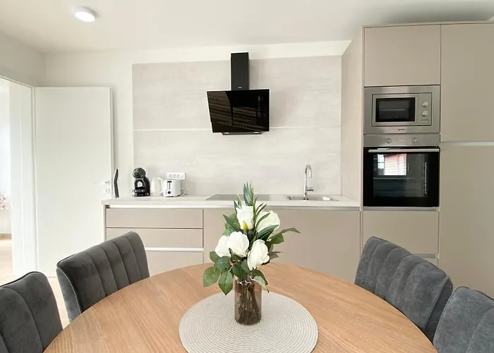 Malina By El-pi Tours Apartmán *