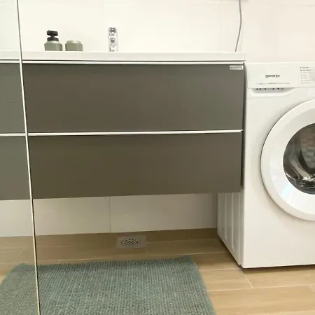 Malina By El-pi Tours דירה *